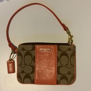 Wristlet In Colorblock Signature Canvas